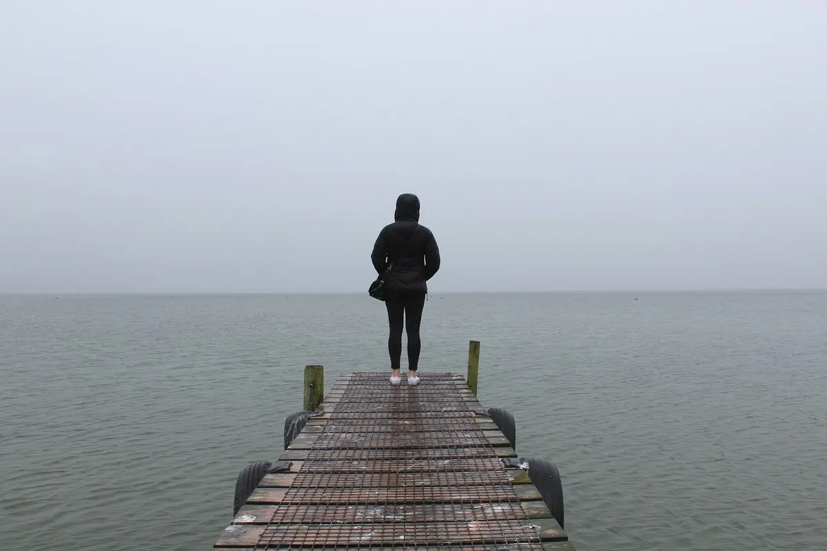 Loch-Side Layering: A Local Guide to Waterproof and Windproof Outerwear